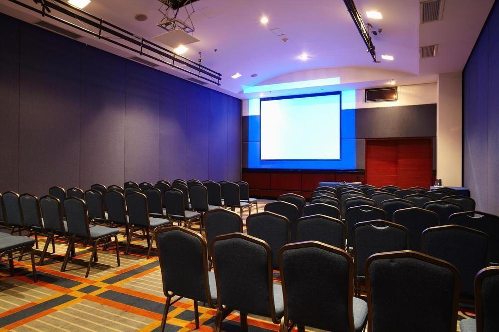 Cosmos 100 & Centro De Convenciones - Cosmos Hotel 5*